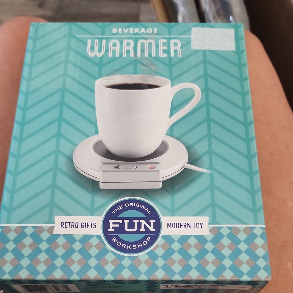 Beverage Warmer - Silver and White